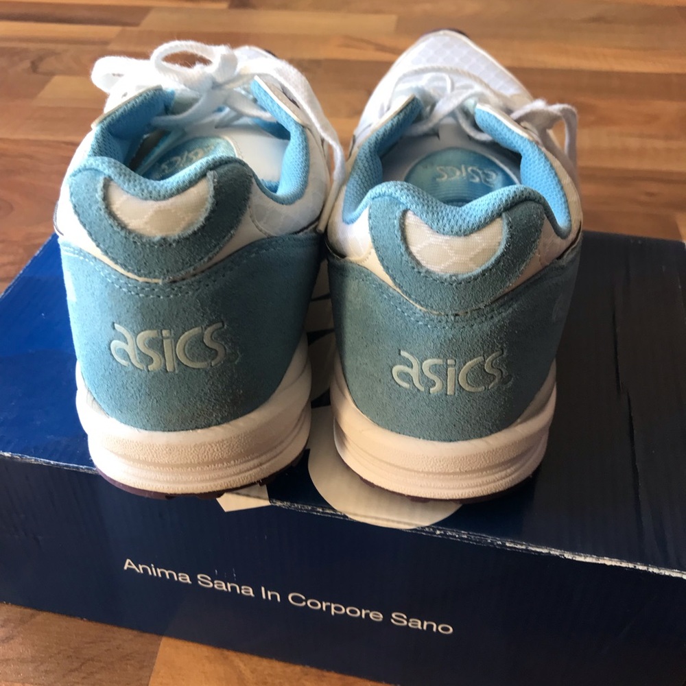 Asics - Picture 2 of 2
